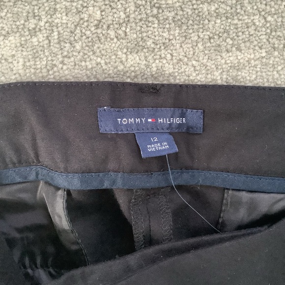 Tommy Hilfiger NWT Waverly Slim Stretch Black Capri Sz. 12 - Picture 4 of 7